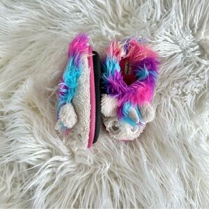 Dreamfoams Toddler Girls Fuzzy Unicorn Slippers Size 7-8